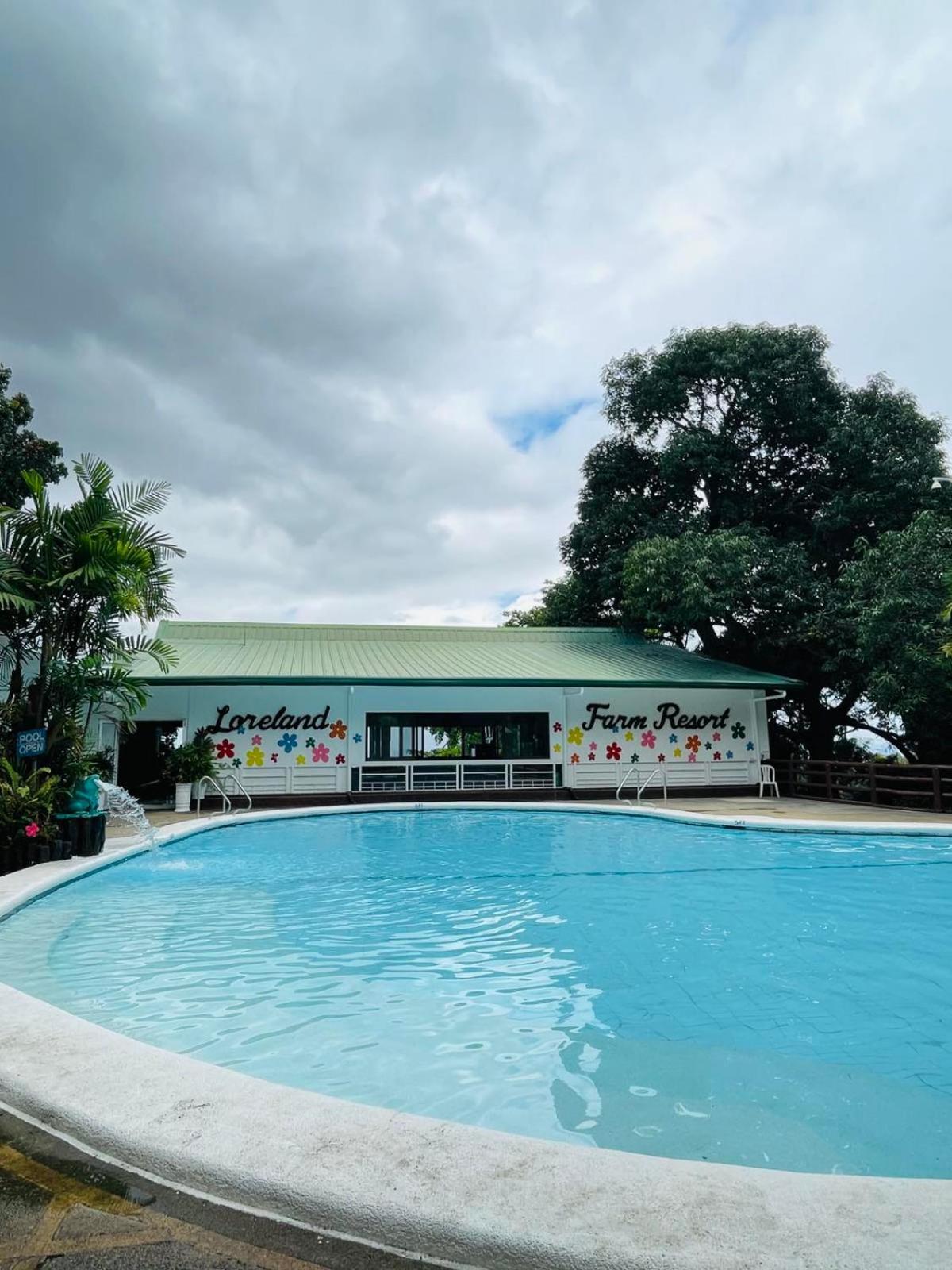 Loreland Farm Resort Antipolo Bagian luar foto