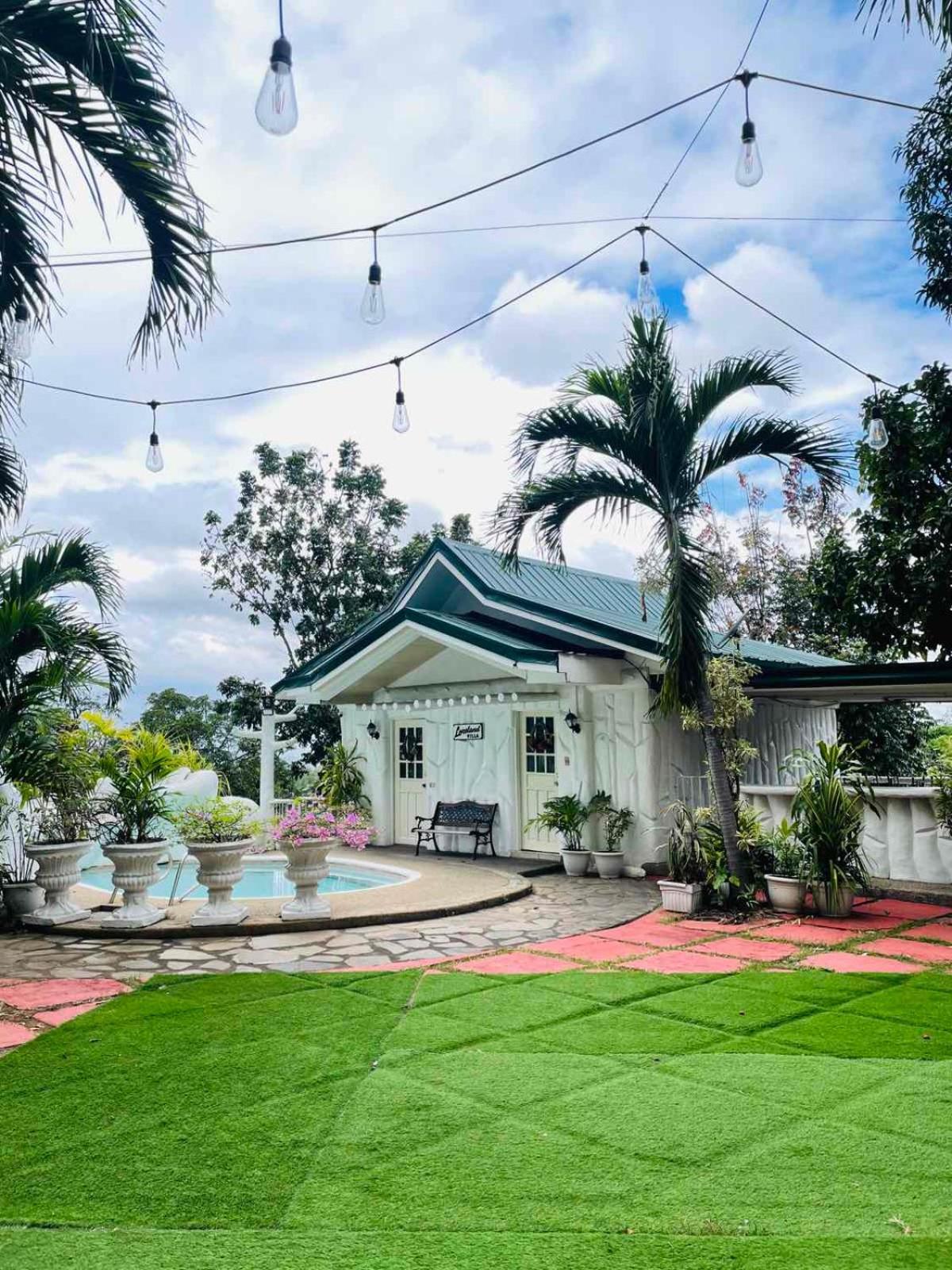 Loreland Farm Resort Antipolo Bagian luar foto